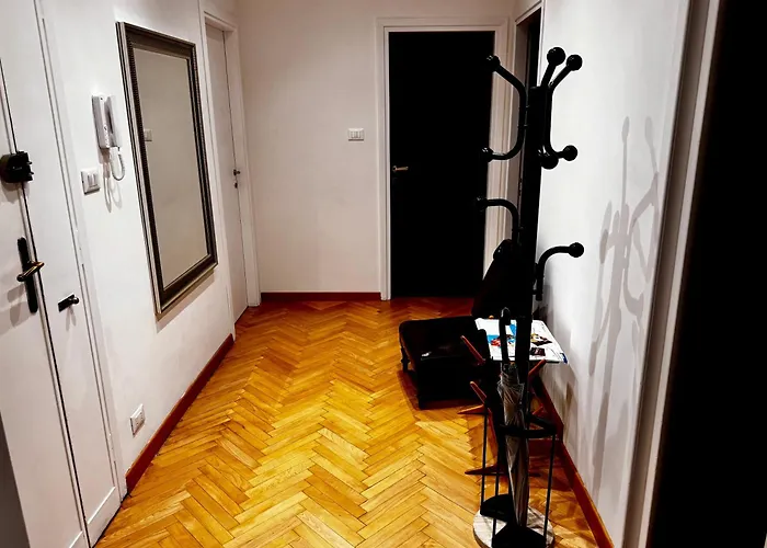 Charm & History In Apartment Trieste