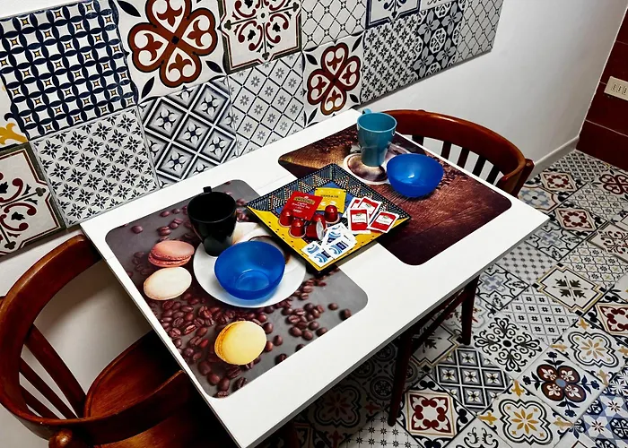 Charm & History In Apartment Trieste